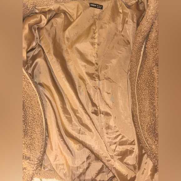 Teddy Jacket - Picture 2 of 3